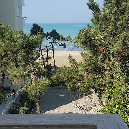 Villa Arberia Kryemëdhej Bagian luar foto