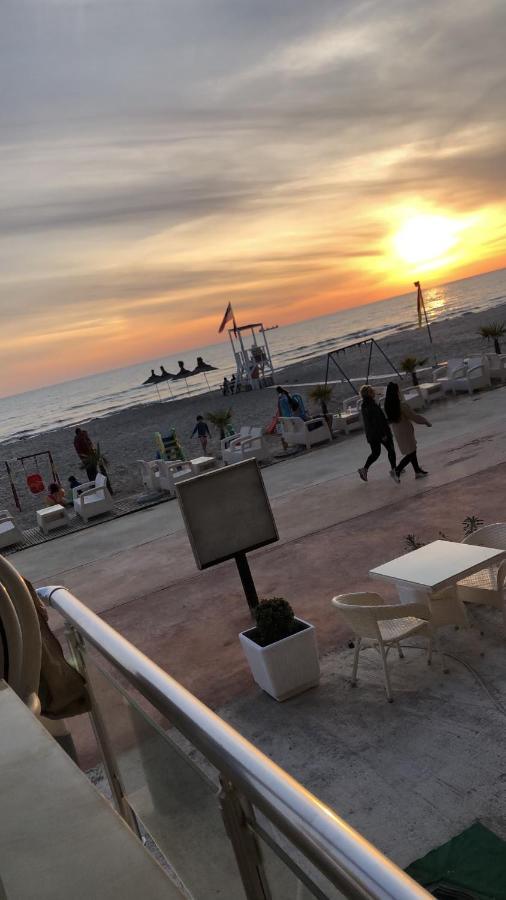 Villa Arberia Kryemëdhej Bagian luar foto