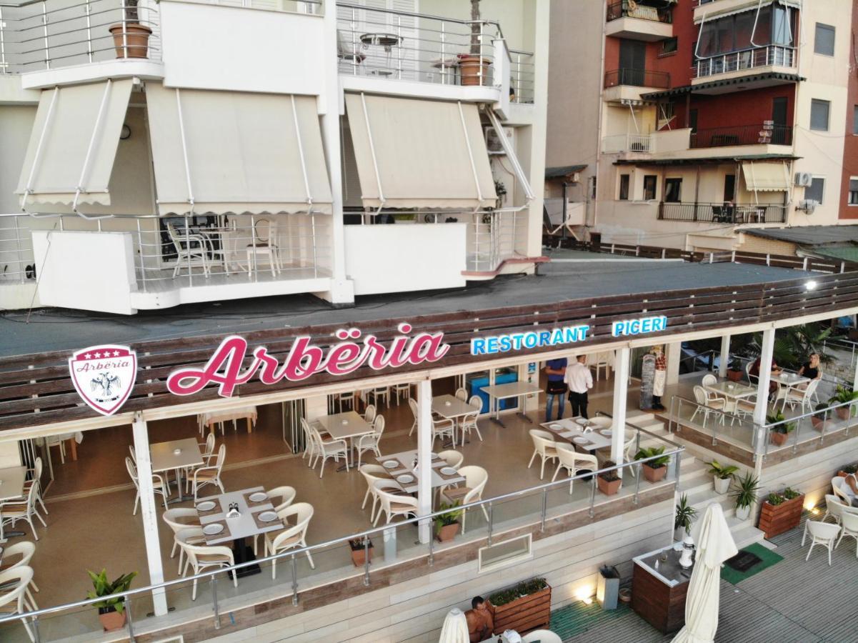 Villa Arberia Kryemëdhej Bagian luar foto