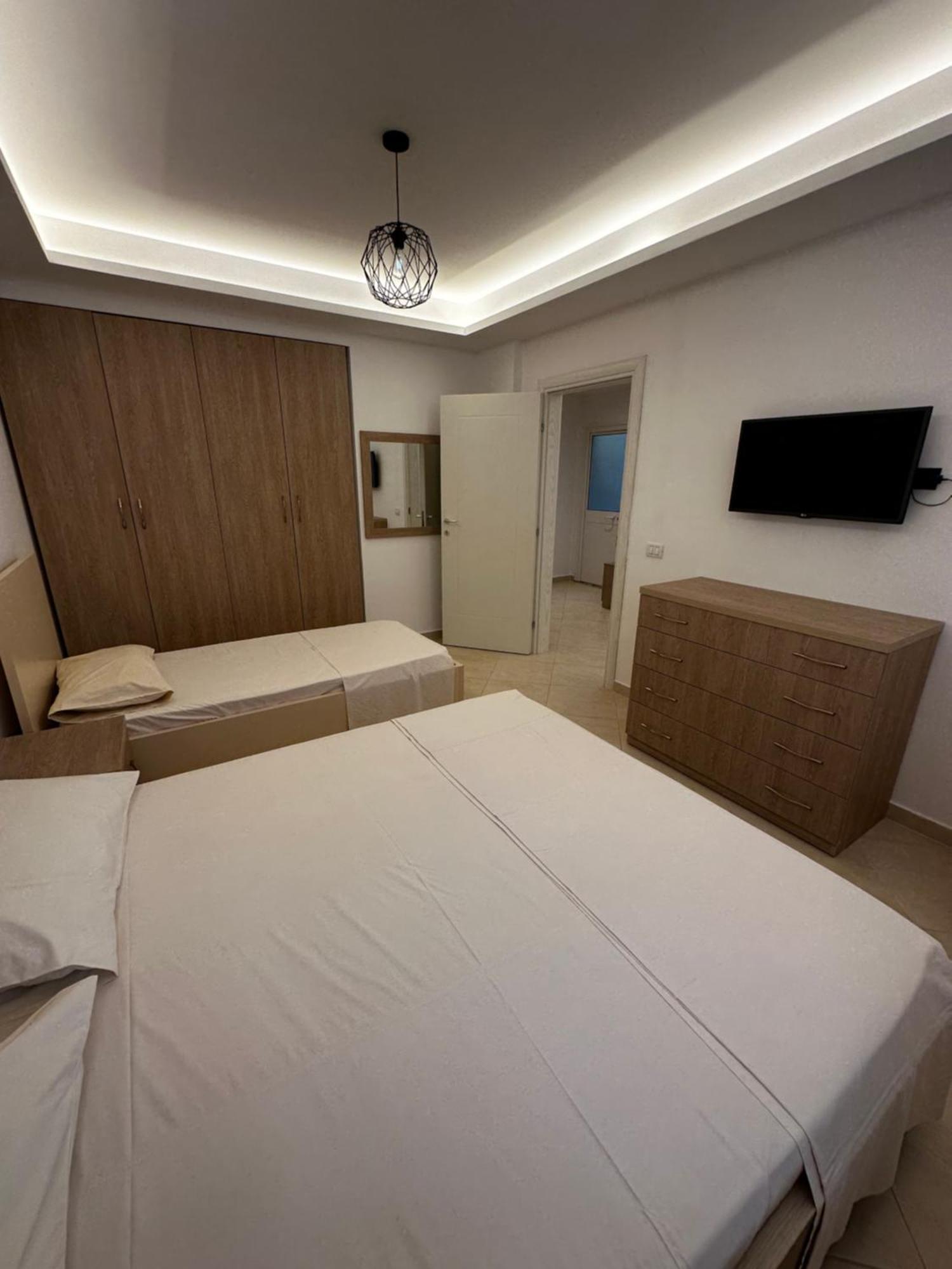 Villa Arberia Kryemëdhej Bagian luar foto