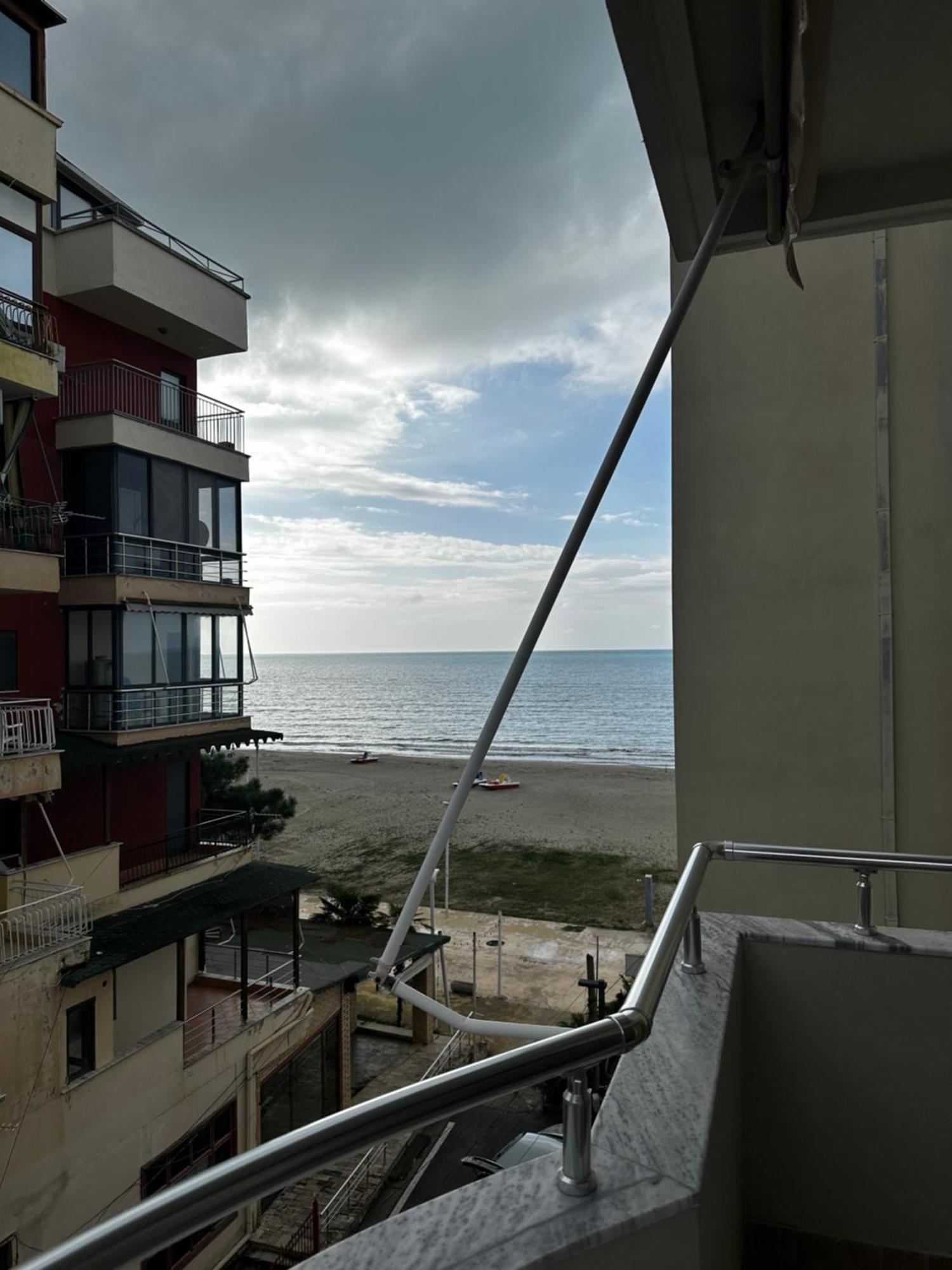 Villa Arberia Kryemëdhej Bagian luar foto