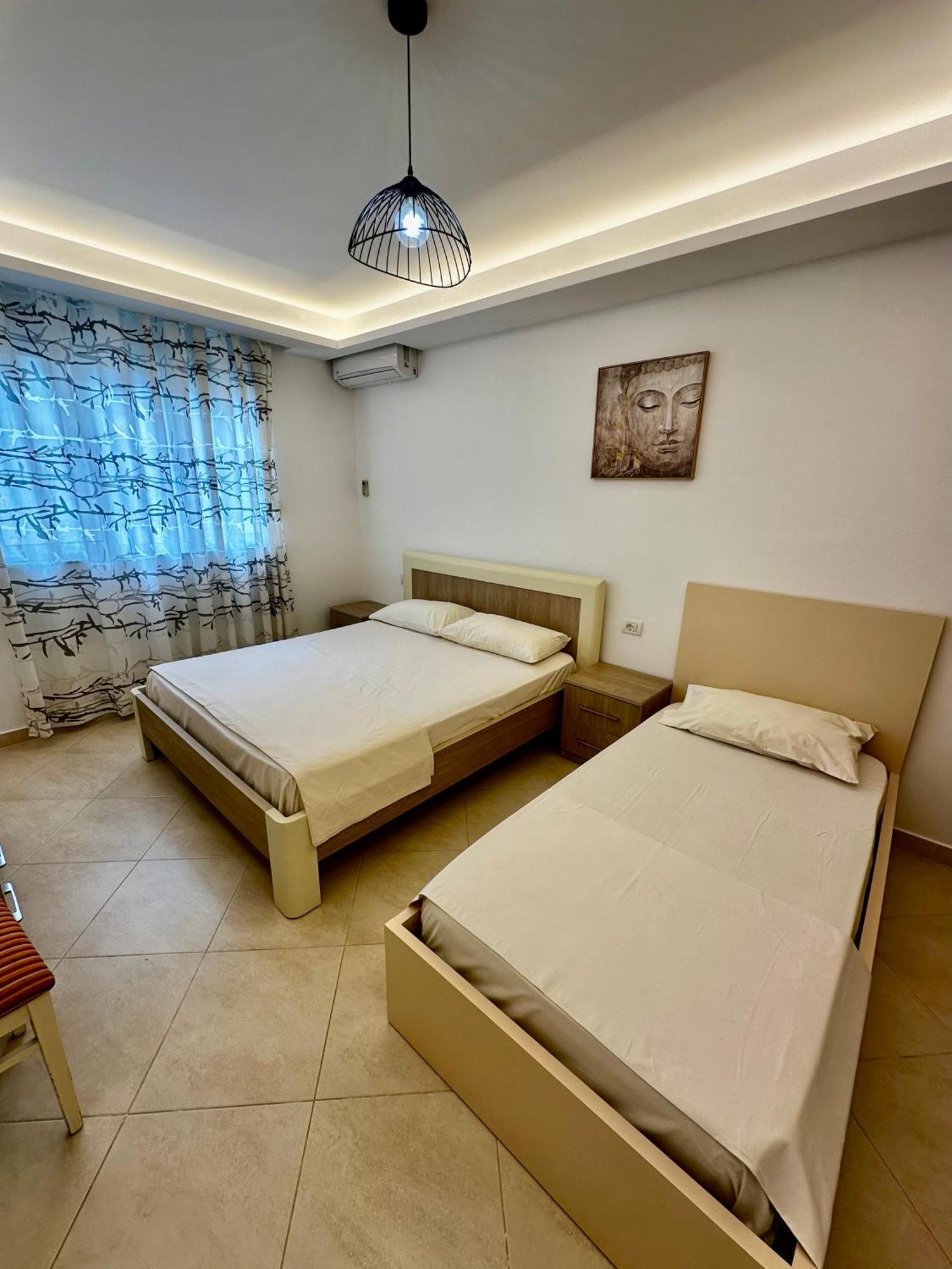 Villa Arberia Kryemëdhej Bagian luar foto