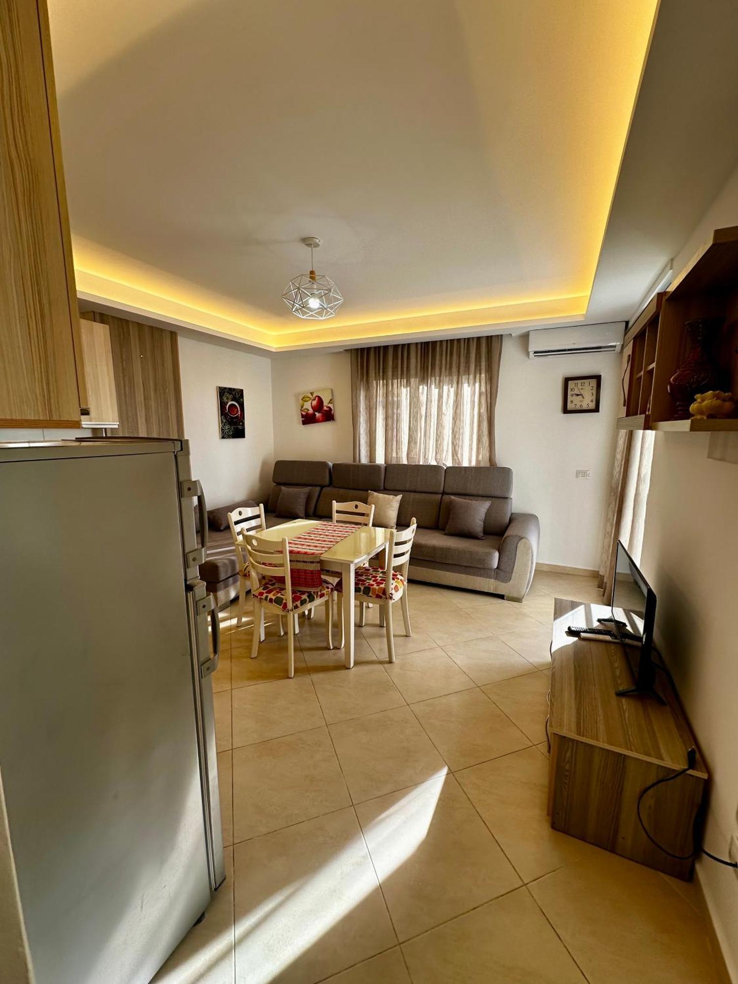 Villa Arberia Kryemëdhej Bagian luar foto