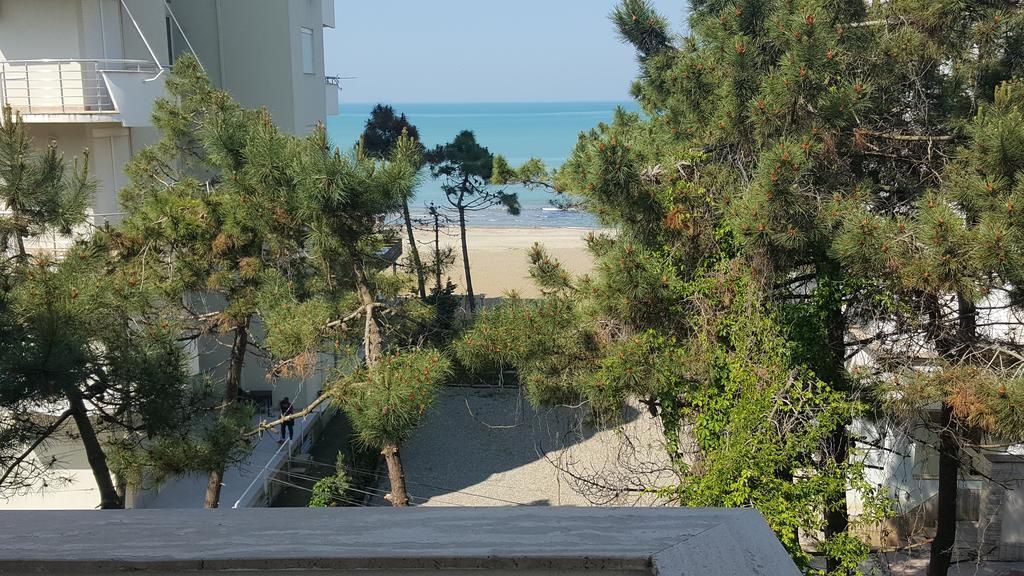 Villa Arberia Kryemëdhej Bagian luar foto